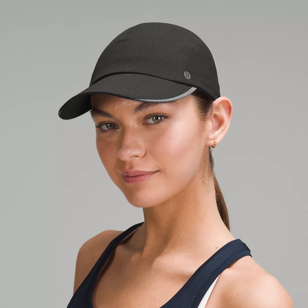 NWOT Lululemon Fast and Free Running Hat WovenAir Black